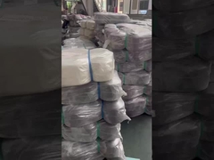 Imballaggio di filati di piume